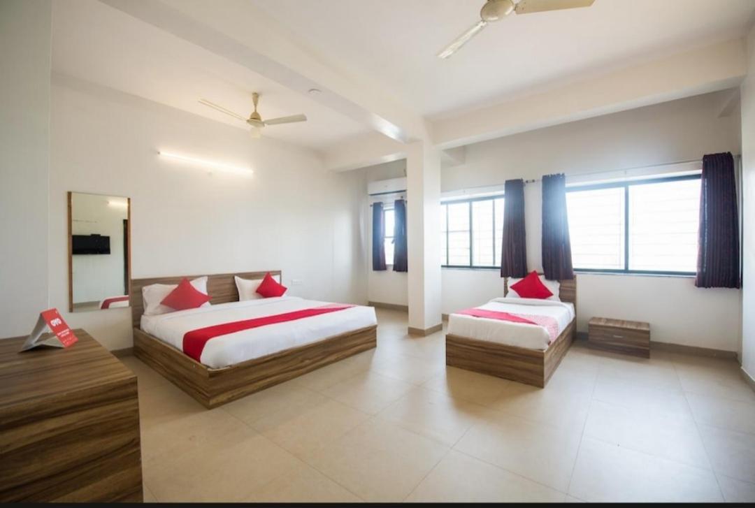 Primrose Guest House Pune Exterior photo